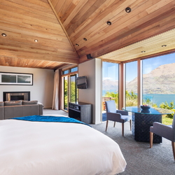 Azur Lodge