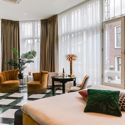 Brasss Hotel Suites