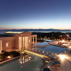 Amanzoe