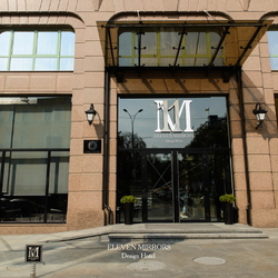 11 Mirrors Design Hotel