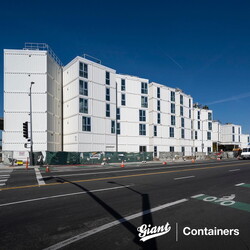 Worlds Containers Giant