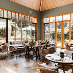Treetops Lodge And Estate