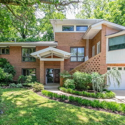Coldwell Banker Global Luxury Chianti Heritage