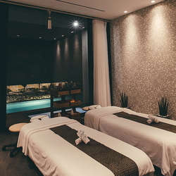 Bayhill Pool & Villa