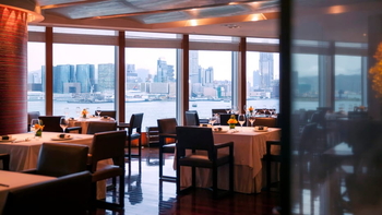 Four Seasons Hotel, Hong Kong