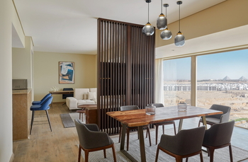 Hyatt Regency Cairo West