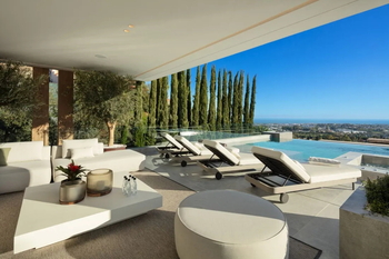 Discover Your Dream Home in the Sunny Shores of Spain with Our Assistance