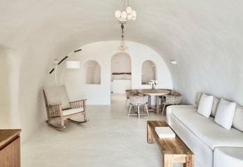 Mystique Santorini
