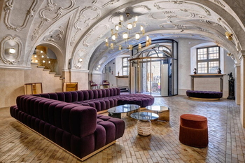 Hotel H15 Luxury Palace