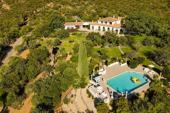 Exclusive Algarve Villas: Redefining Luxury Real Estate in Portugal's Algarve Region