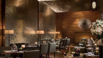 Four Seasons Hotel, Hong Kong