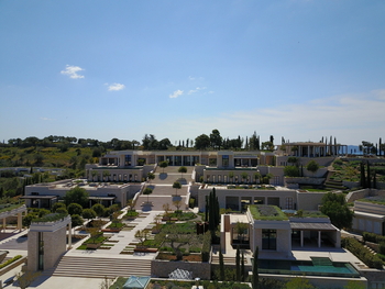 Amanzoe