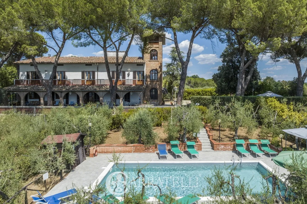 Luxury Homes: Redefining Prestigious Living with Carratelli Real Estate